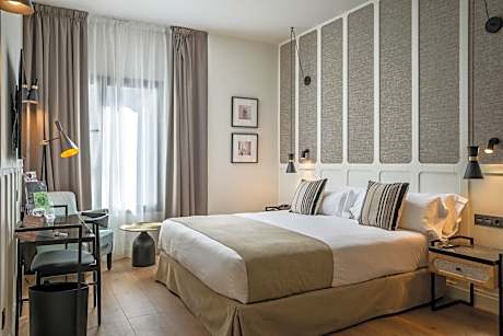 Queen Room - Disability Access