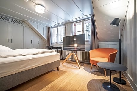 Boutique Room Annex