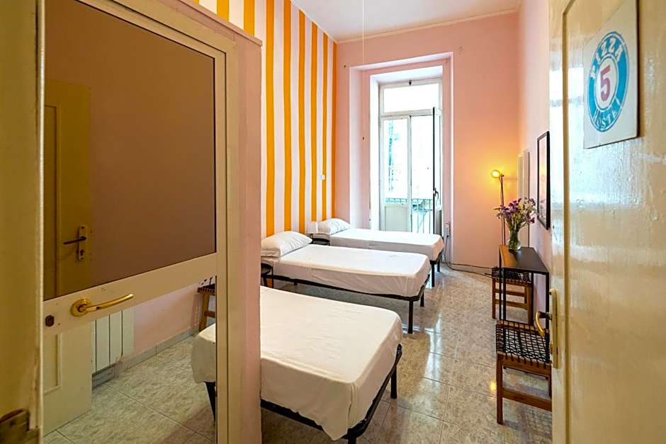 Naples Pizza Hostel