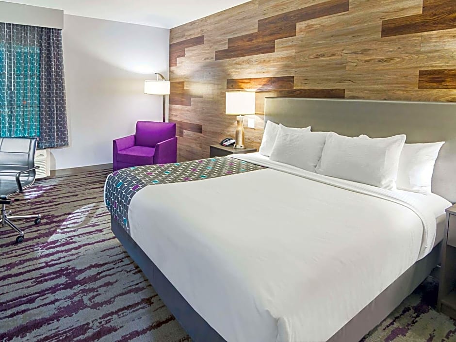 La Quinta Inn & Suites by Wyndham Dallas - Wylie