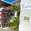 Tiana Beach Inn