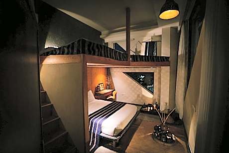 The Nest Studio with Loft