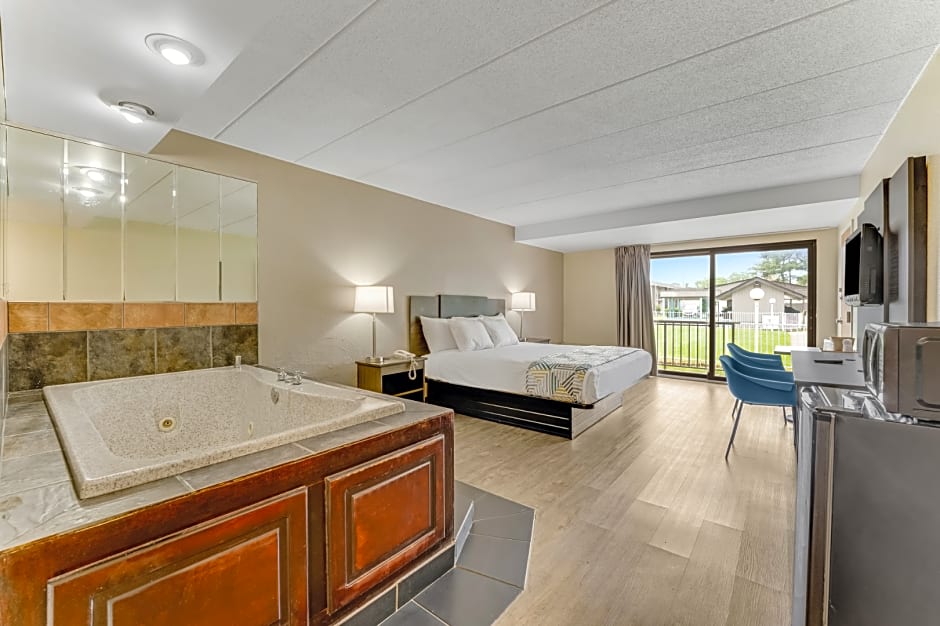 Red Carpet Inn & Suites Philadelphia NorthEast