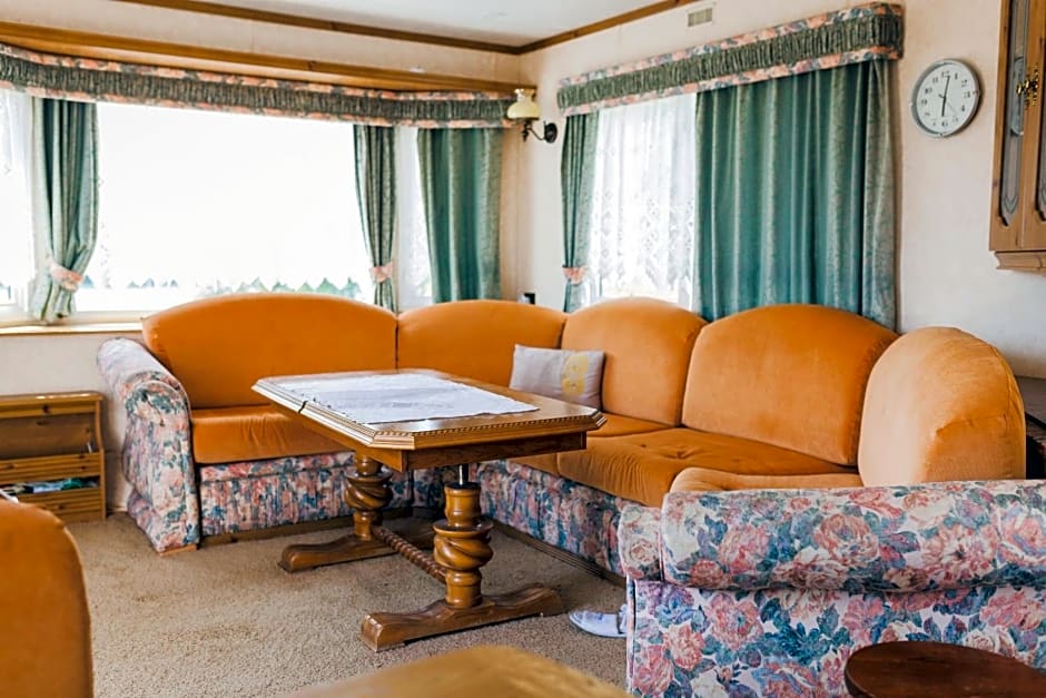 Domki nad jeziorem Mieruniszki