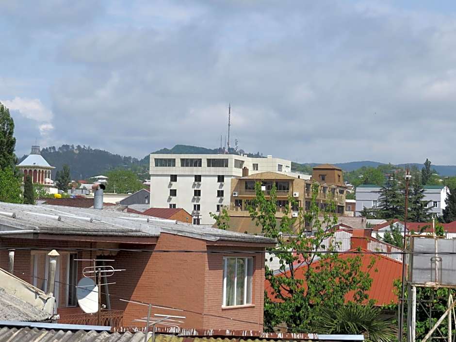 Kutaisi Center Guesthouse