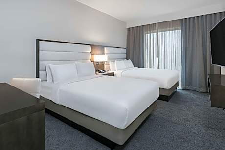 Two Room Queen Suite with Two Queen Beds