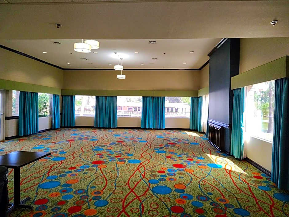 Holiday Inn Express Hotel and Suites Brownsville By IHG