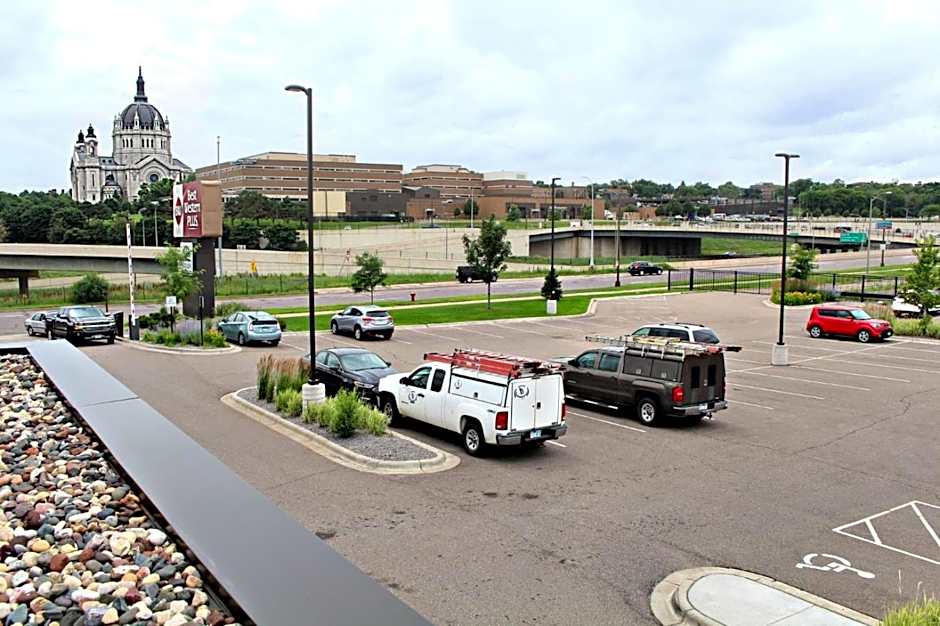 Radisson Hotel St Paul Downtown