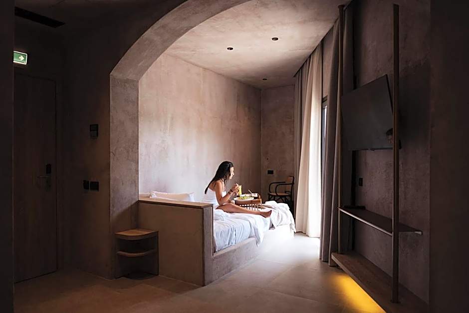 Medusa Luxury Suites