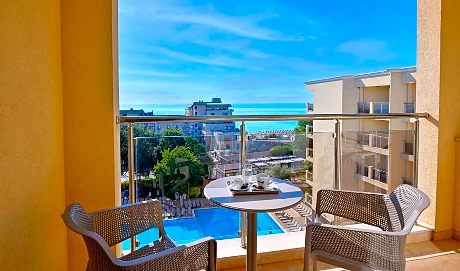 Apart Hotel Golden Line