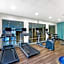 Holiday Inn Express Hotel & Suites - Woodstock By IHG