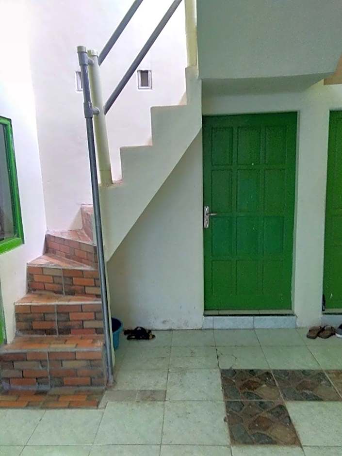 Hotel O Wisma Kost & Penginapan Afilia Buana Syariah