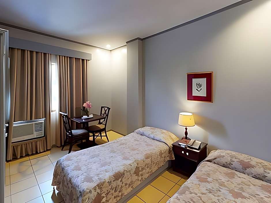 Casa Leticia Business Inn