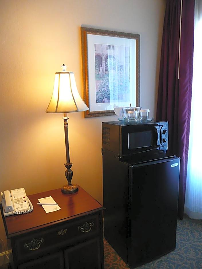 The Wilshire Grand Hotel