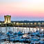 Holiday Inn Charleston-Riverview