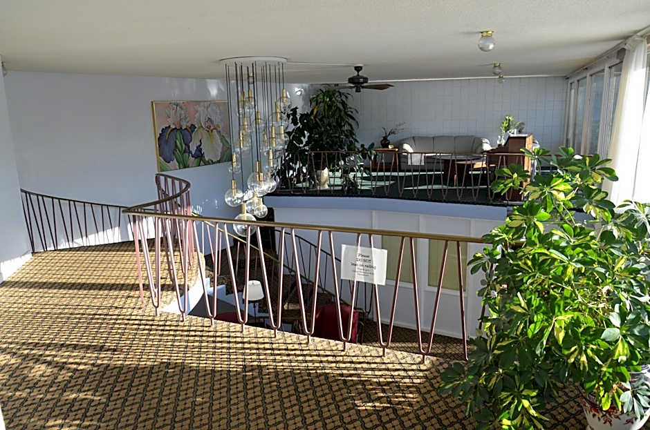 Red Carpet Inn & Suites Ebensburg