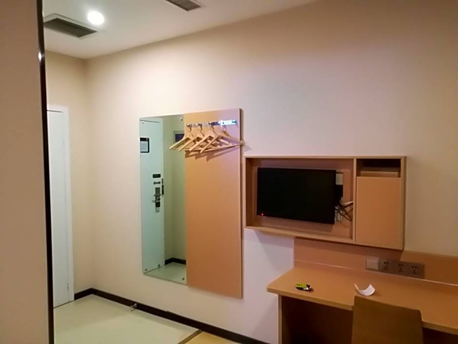 7 Days Premium·LanZhou University of Finance and Economics