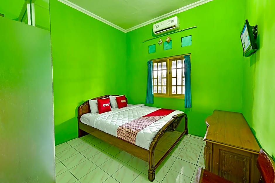 SPOT ON 91357 Hotel Mulyo