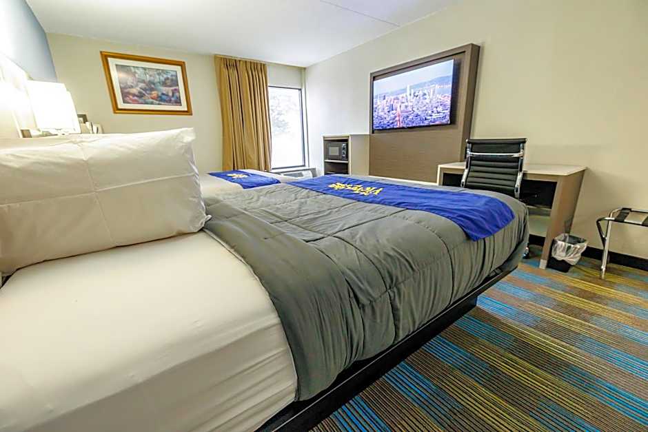 New Victorian Inn & Suites Omaha