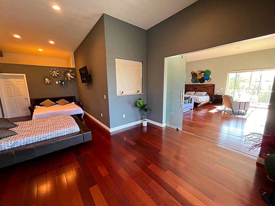 Architectural Gem La Jolla Oceanview surf and golf