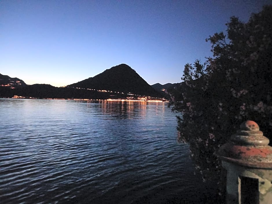 L'Oleandro sul Lago d'Iseo B&B