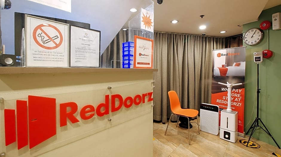 RedDoorz @ EDSA Pasay