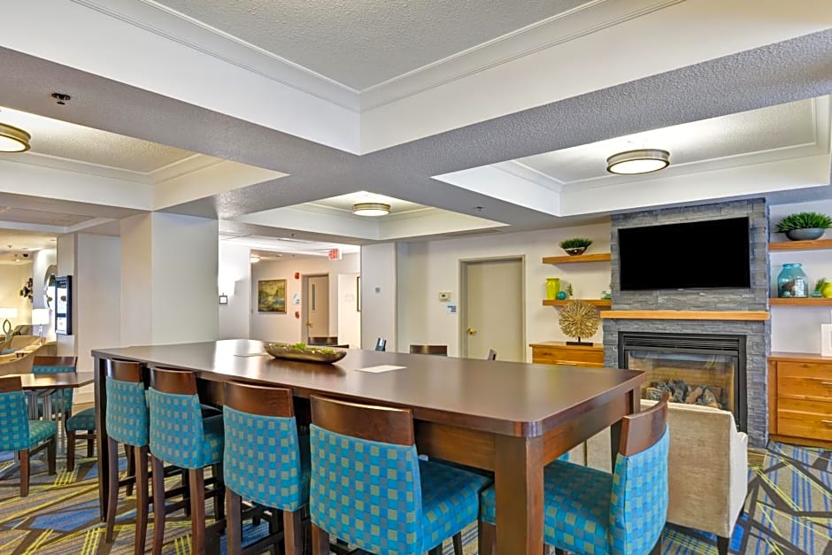 Holiday Inn Express Hotel & Suites Milwaukee-New Berlin By IHG
