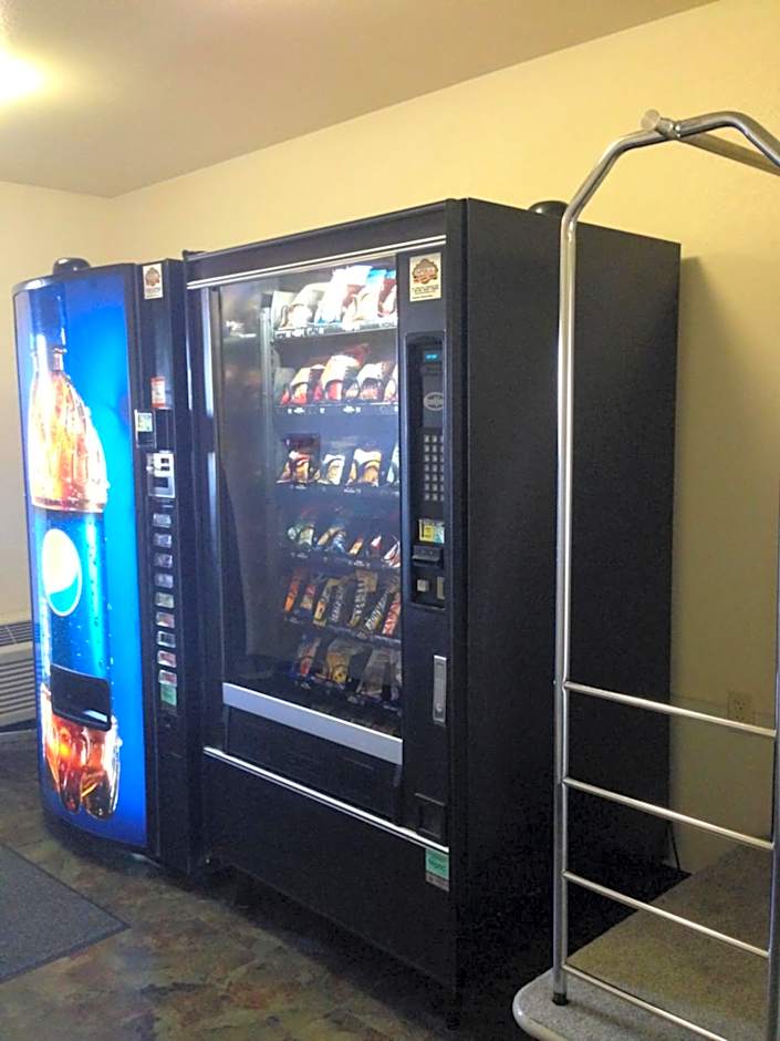 WoodSpring Suites Tulsa