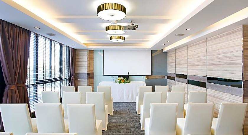 Mida Hotel Ngamwongwan