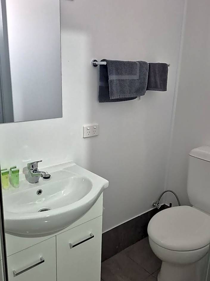 Broken Hill Tourist Lodge