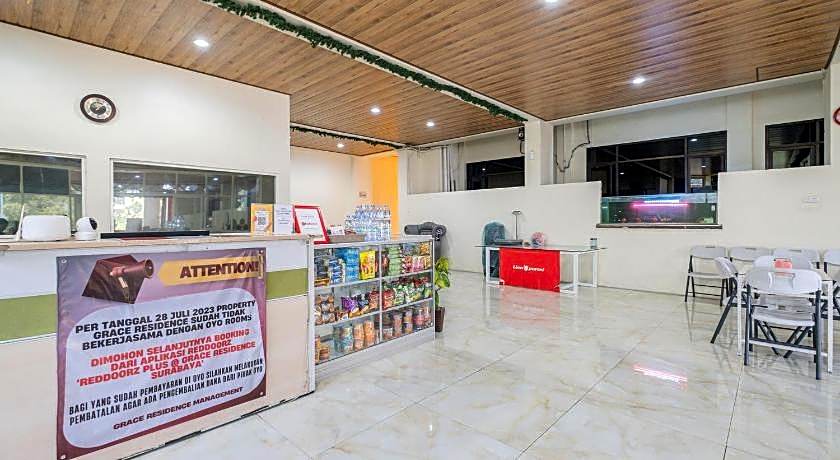 RedDoorz Plus @ Grace Residence Surabaya