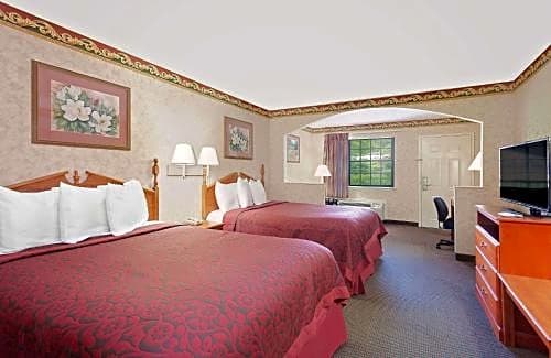 Days Inn by Wyndham Millington