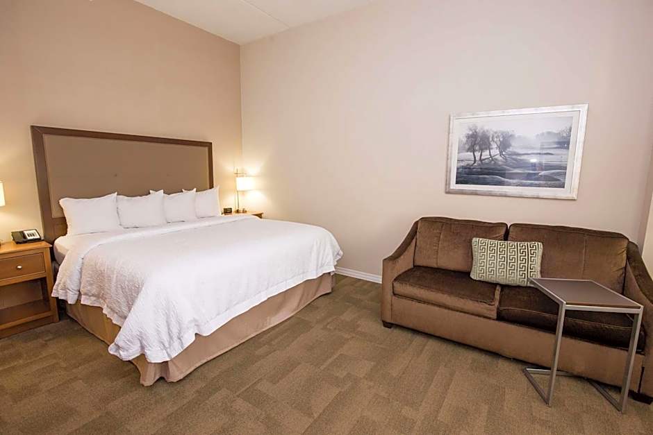 Hampton Inn By Hilton & Suites Pittsburgh/Harmarville