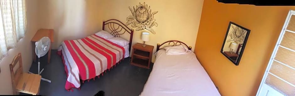 Los Nardos Hostel