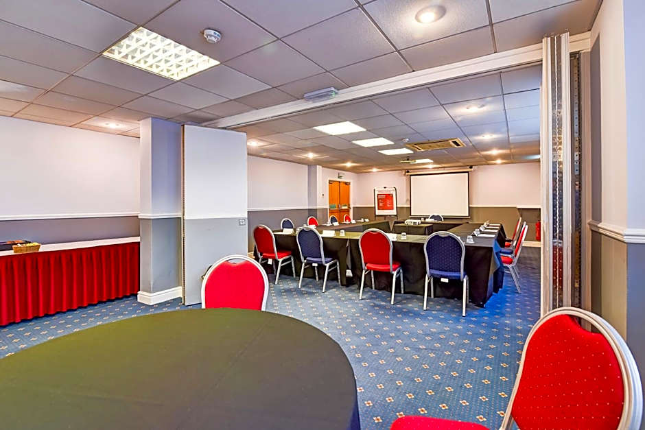 Aston Court Derby City Centre by Belvilla