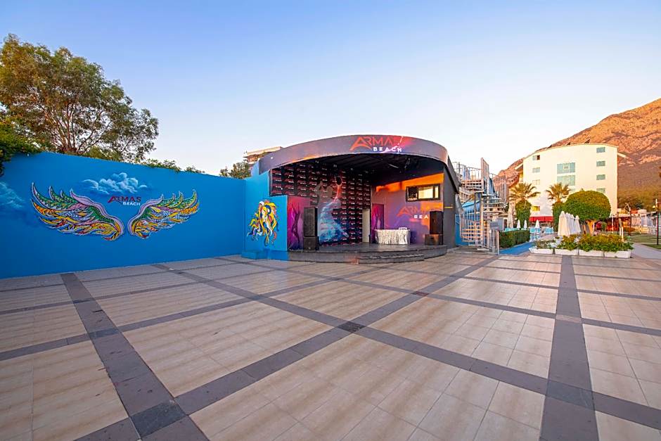 Armas Beach Hotel