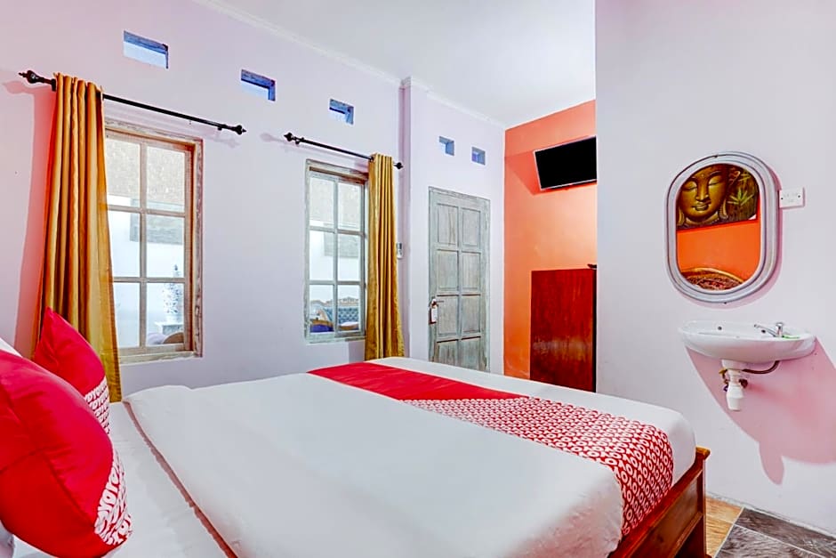 OYO 90363 Nira Guest House Sanur Bali