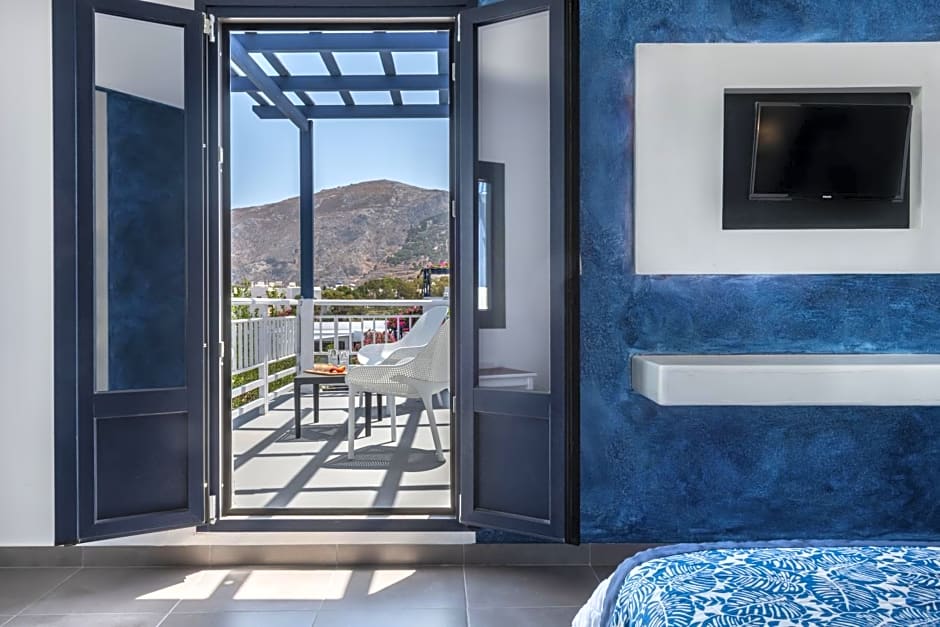 Rivari Santorini Hotel