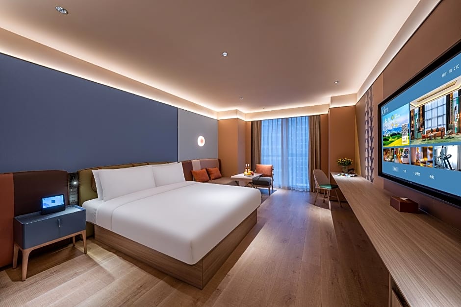 Orange Hotel Changde Railway Station Happy Town