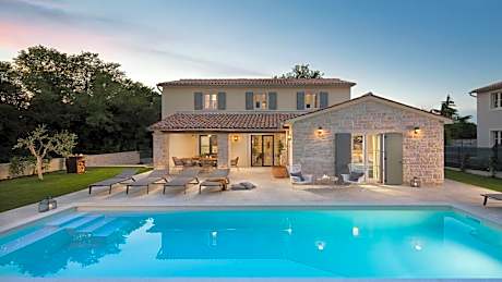 Villa Casa Mostia with Private Pool