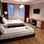H11 Downtown Apartments