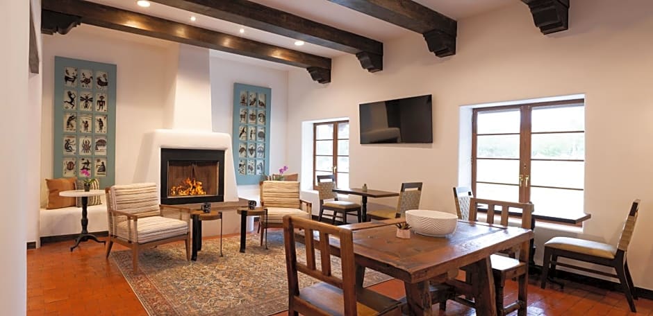 Piñon Court by La Fonda