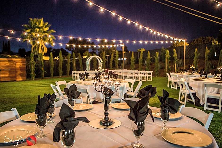 Carlton Oaks Lodge, an Ascend Collection Hotel