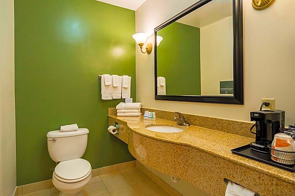 Sleep Inn & Suites Manchester