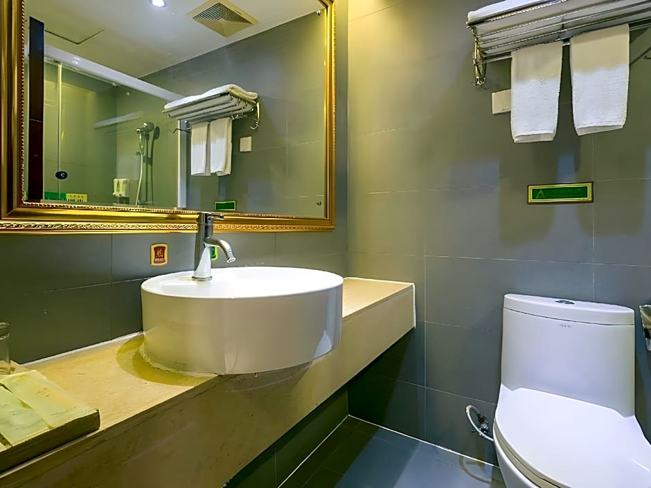 Vienna Classic Hotel Guangzhou Shaheding Metro Station