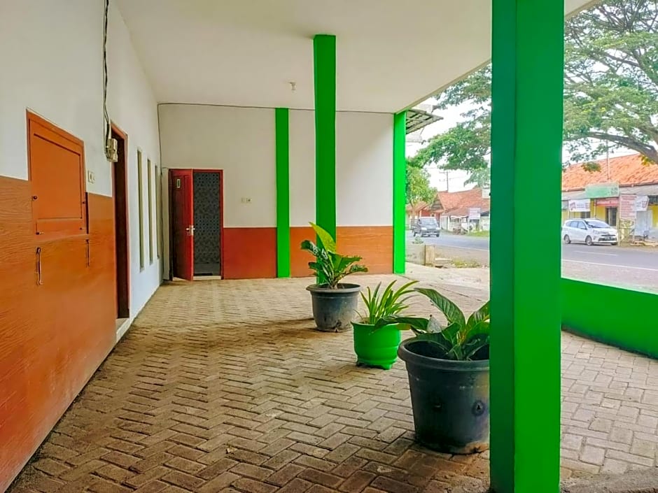 Artcho Residence near Pantai Bentar Probolinggo