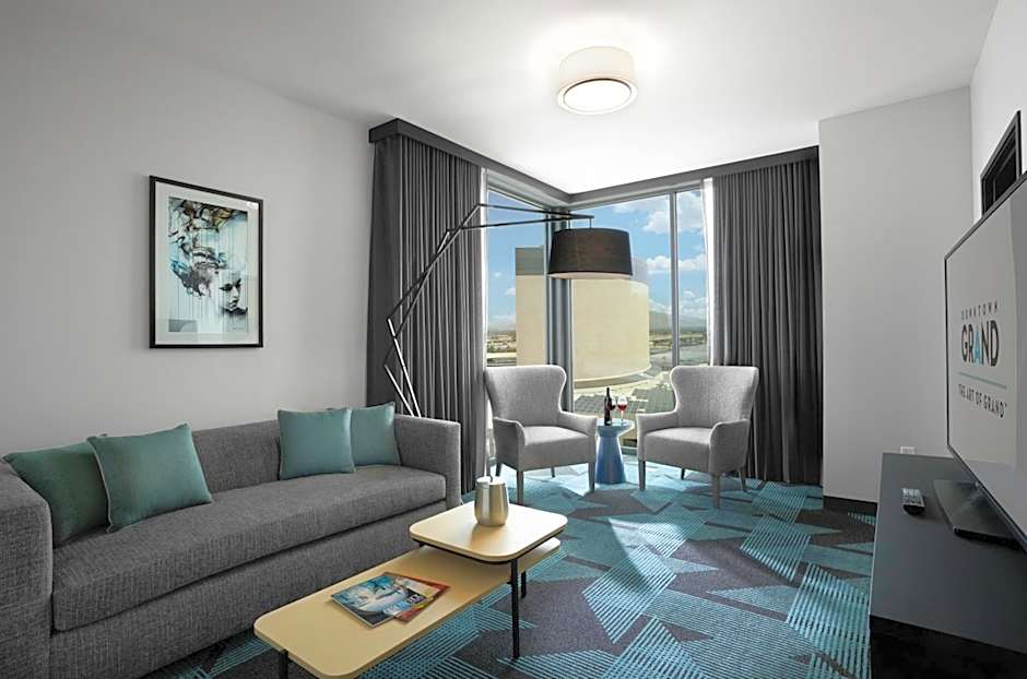 Downtown Grand Hotel & Casino
