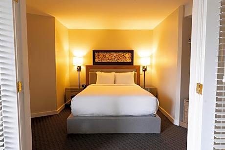 Suite with City View