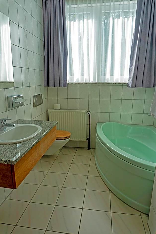 Hotel Lonac