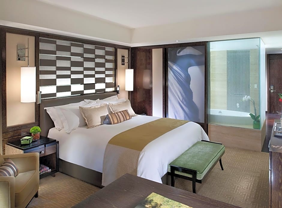 Waldorf Astoria Las Vegas - Guest Reservations